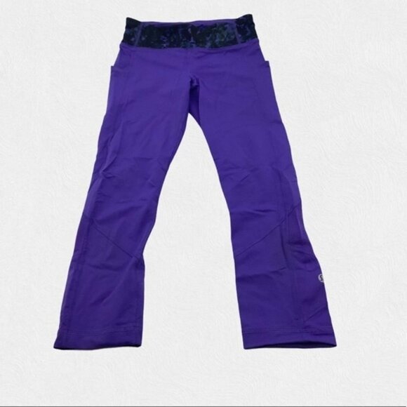 045 - LULULEMON Pace Rival Crop Iris Flower Floral - Picture 2 of 8